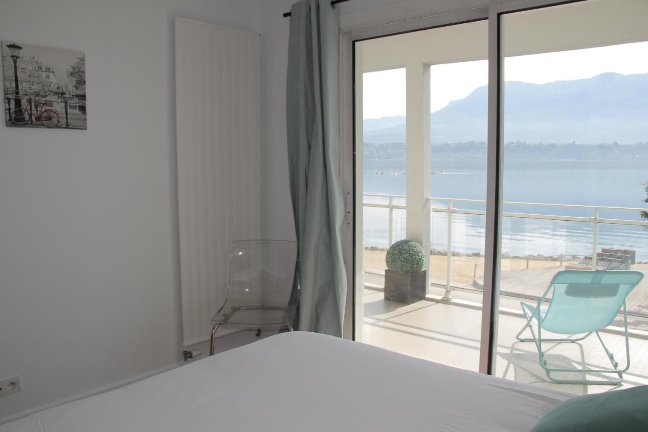 Les Suites Du Port Ле-Бурже-дю-Лак Экстерьер фото