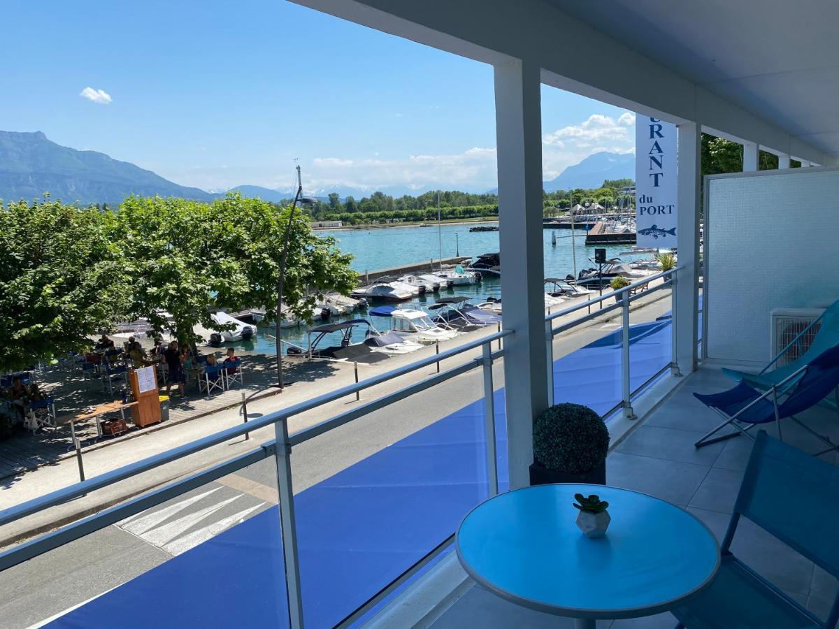 Les Suites Du Port Ле-Бурже-дю-Лак Экстерьер фото
