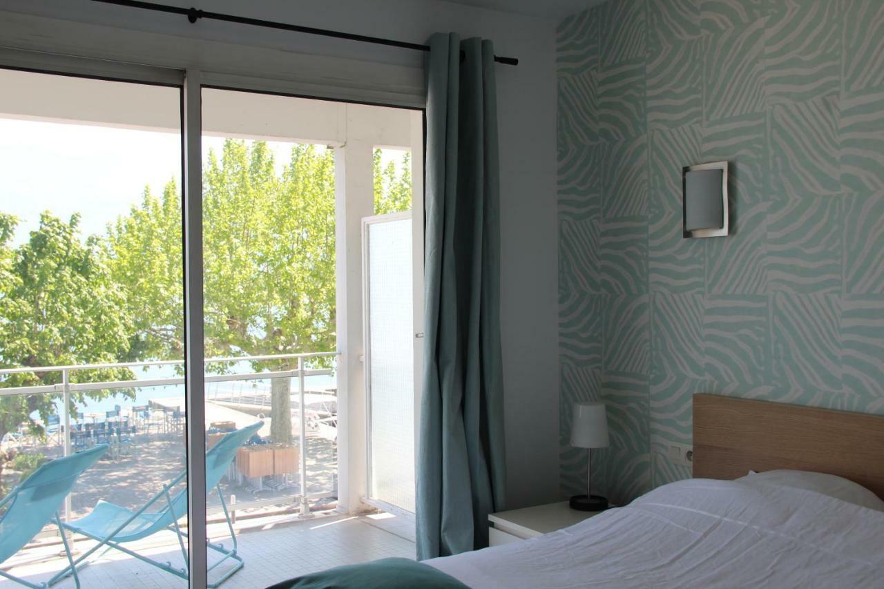 Les Suites Du Port Ле-Бурже-дю-Лак Экстерьер фото